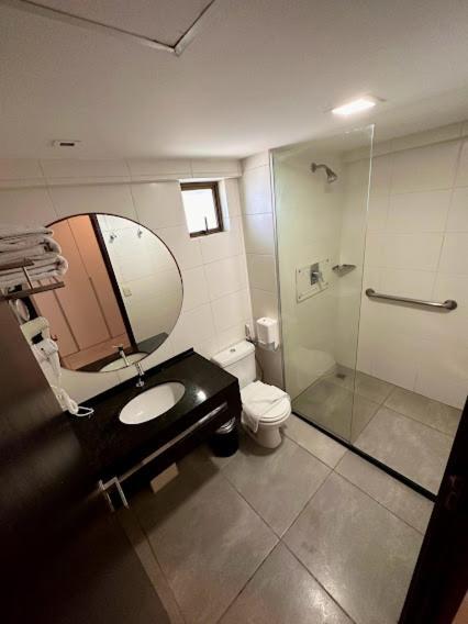 Flat No Ritz Apartment *